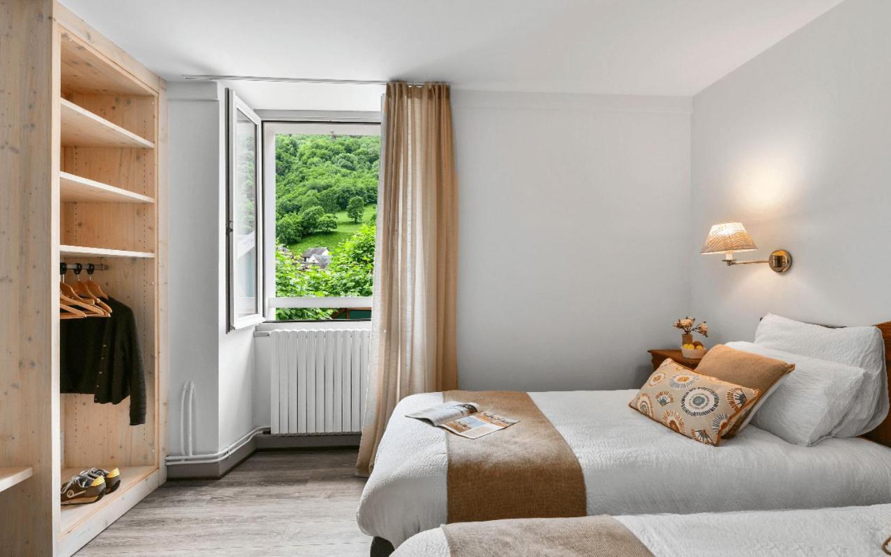 Logis Hotel Etchemaite Larrau Bagian luar foto
